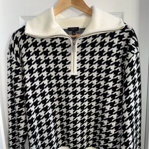 Talbots Monochrome Houndstooth Collar Vneck  Knit Sweater PL Black White Elegant